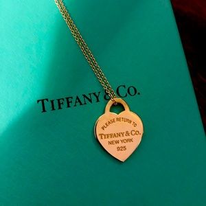 Tiffany’s necklace *SEE PICTURES*